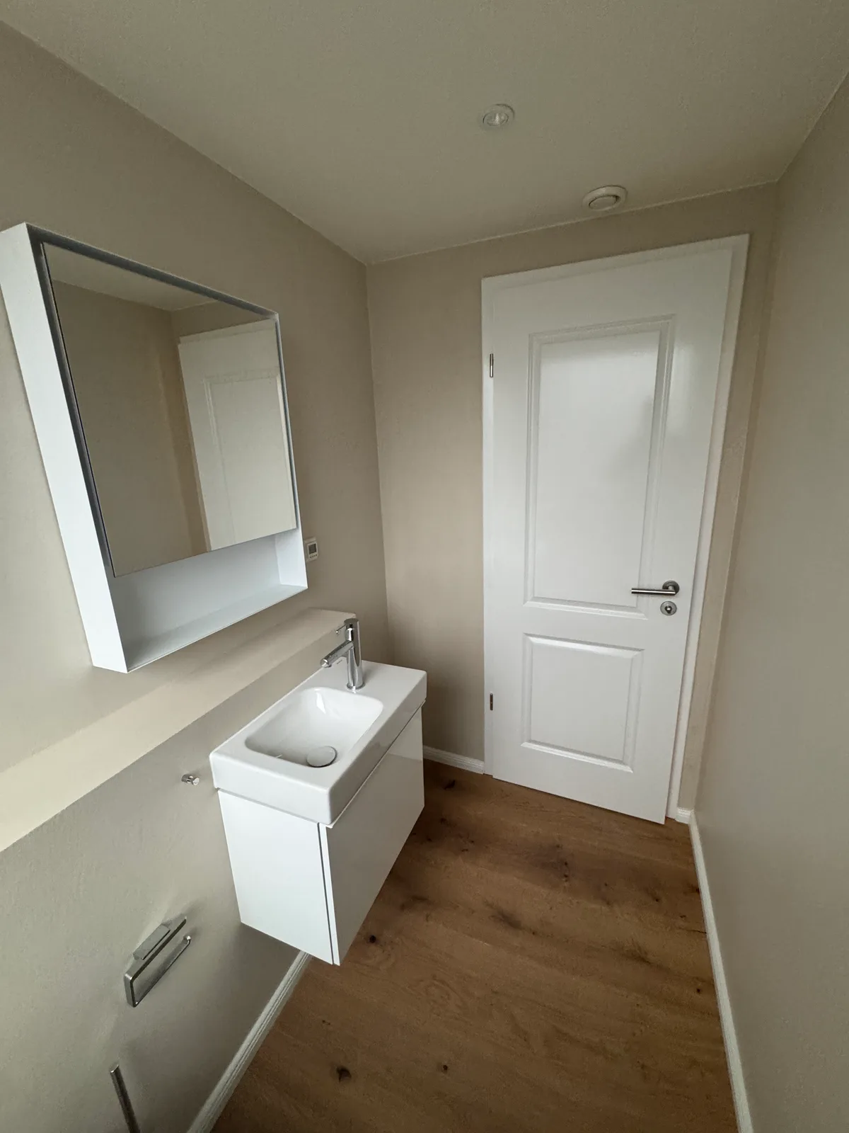 Fugenloses Bad Wandsbeker Chaussee – Hauptbad 9 m² – Hauptbild KSB Hamburg