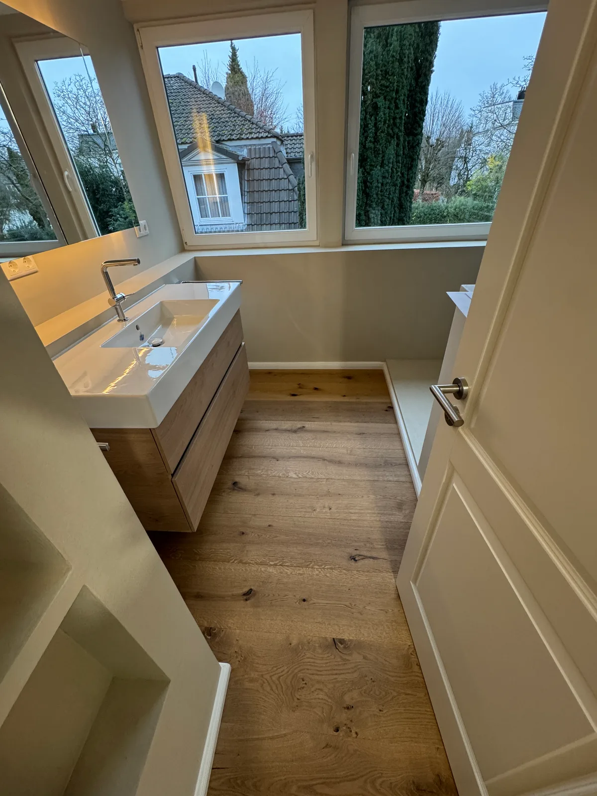 Fugenloses Bad Wandsbeker Chaussee – Hauptbad 9 m² – Bild 6