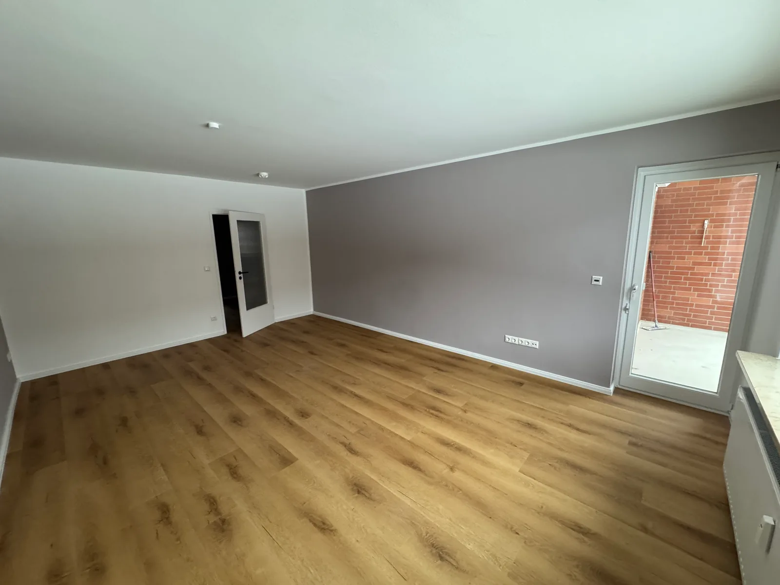 Malerarbeiten Niendorfer Straße – Wohnung frisch gestrichen – Bild 3